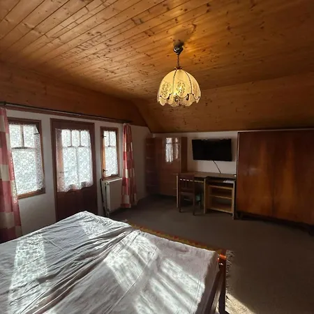 Na Hrázi Inn *