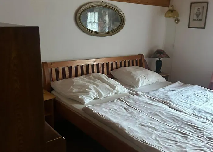 Na Hrázi Inn *